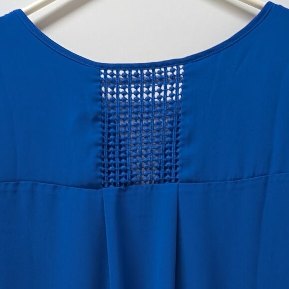 Daniel Rainn Estefany Lace Detail Split Neck Blouse in Cobalt - Picture 7 of 10